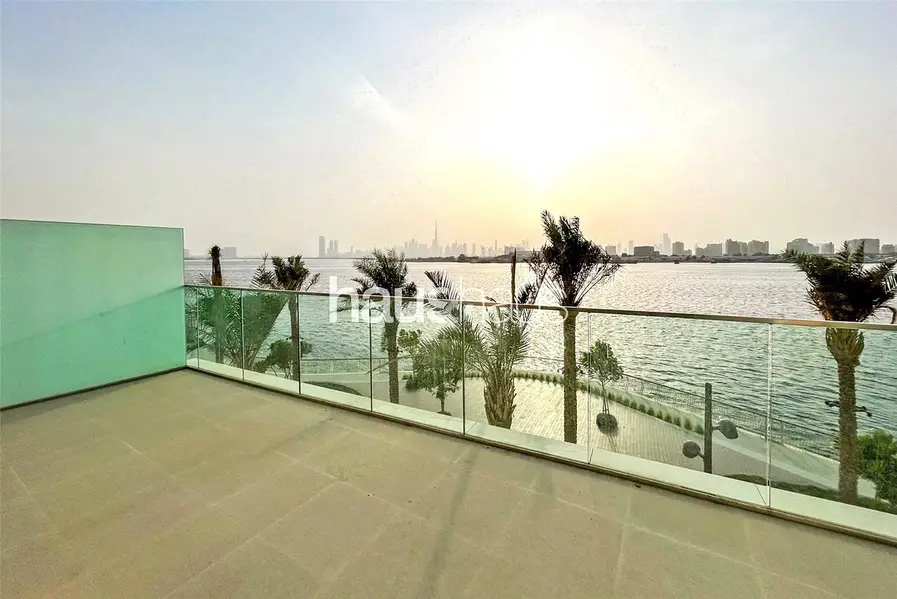 Huge Terrace | Rare | Full Sea and Burj View