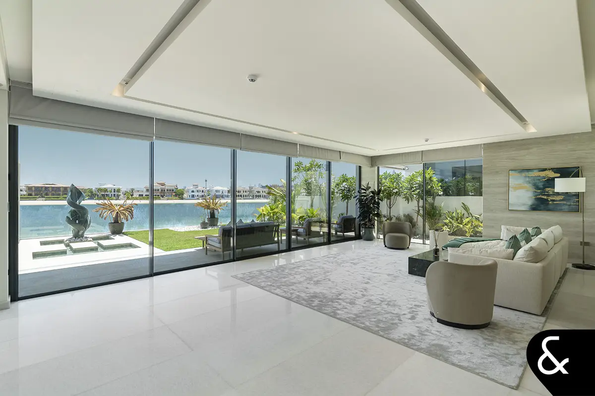 Panoramic Views | 4 floors | Billionaires row
