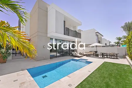 Turnkey | South Facing Garden | Exclusive