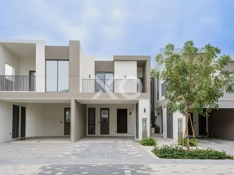 Move-in ready | Single Row | Landscaped