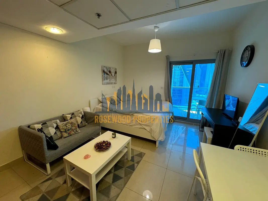 FULLY FURNISHED | WELL MAINTAINED | NO PARKING