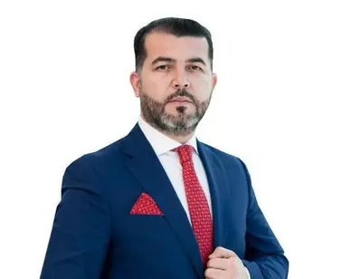 OYBEK SHAMSIDDINOV