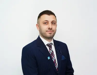 OLEG SOBETCHI